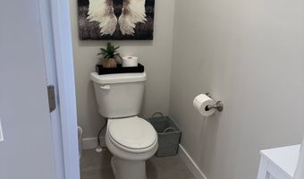 15079 S REINS Way 713, Bluffdale, UT 84065