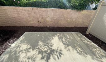 47 Park Ave D, Amityville, NY 11701