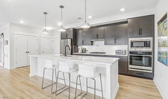 43795 TRANSIT Sq 202, Ashburn, VA 20147