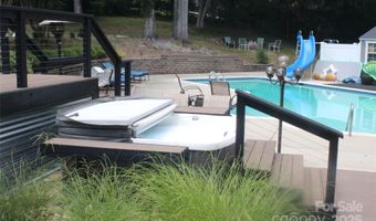 1322 E Barden Rd, Charlotte, NC 28226