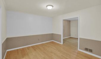 802 APPLE Dr, Reading, PA 19610