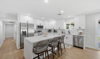 890 W DEL RIO St, Chandler, AZ 85225