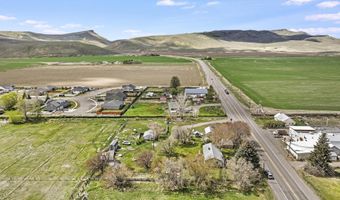 19591 Queens Crown Rd, Carey, ID 83320