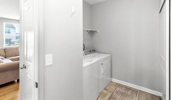89 Hutchison St, Ashville, OH 43103