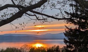46 Chittenden Dr, Burlington, VT 05401