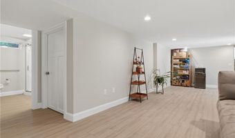 1864 Flat River Rd, Coventry, RI 02816