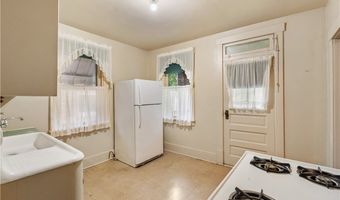 903 11th St, Ambridge, PA 15003