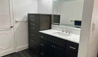 9341 E Bay Harbor Dr 6C, Bay Harbor Islands, FL 33154