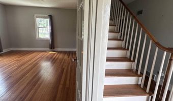1207 8th St, Aurora, NE 68818