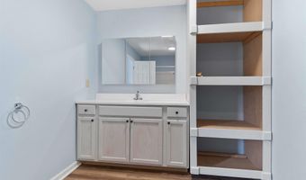 9945 W Meyers Ct, Angola, IN 46703