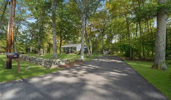 94 Maxson Hill Rd, Hopkinton, RI 02804
