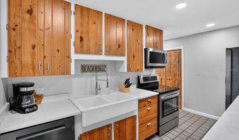 317 N BAY Blvd, Anna Maria, FL 34216