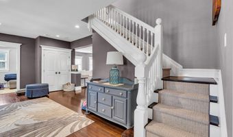 301 10th Ave, Belmar, NJ 07719