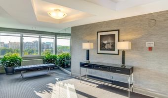 1200 N NASH St 532, Arlington, VA 22209