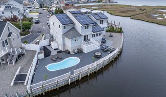 267 Cypress Dr, Bayville, NJ 08721