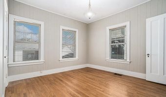 318 Cutler St, Allegan, MI 49010