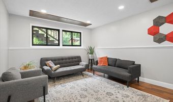 13201 Everest Ave, Apple Valley, MN 55124