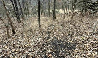 652 Nd St, Albia, IA 52531