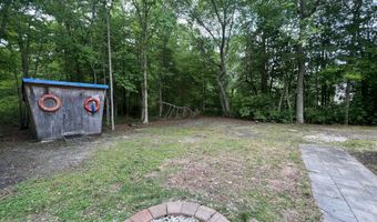 125 Lower Shore Rd, Barnegat, NJ 08005