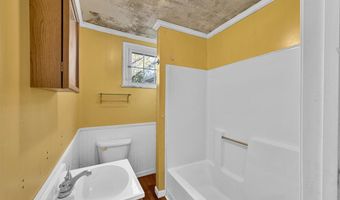 700 N Main St, Abbeville, SC 29620