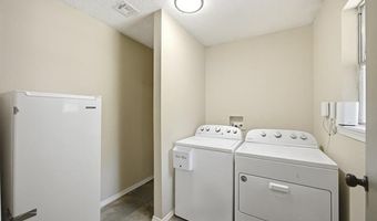 696 N Hickory St, Atoka, OK 74525