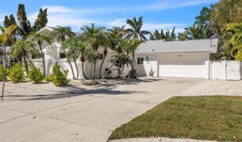 155 CRESCENT Dr, Anna Maria, FL 34216