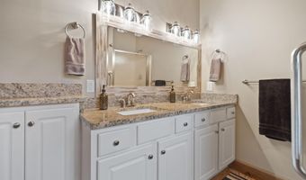 221 Estate Rd, Atkinson, NC 28421