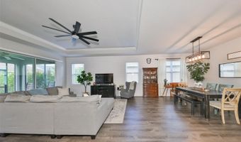 7023 OLD BENTON Dr, Apollo Beach, FL 33572