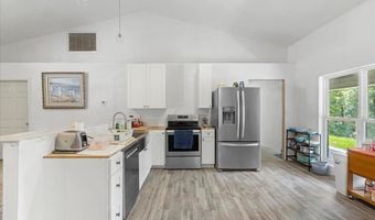 7340 21st Ave, Bell, FL 32619