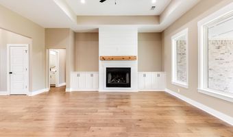 114 Harmony Village Dr, Haskell, AR 72015