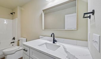 997 Bell Cir, Arlington, WI 53911