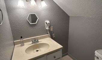 382 Lower Lovelace, West Point, GA 31833