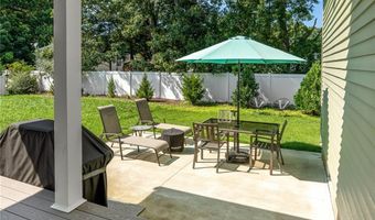500 Sachem Rd, North Kingstown, RI 02852