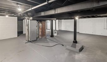 223 Michigan Ave, Alton, IL 62002