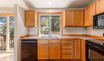 63552 Boyd Acres Rd, Bend, OR 97701