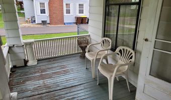 415 Elwell St, Alma, MI 48801
