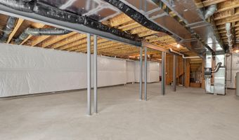 3048 N Spurway Dr, Ann Arbor, MI 48105