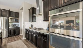 17 Reflection Cove Dr, Henderson, NV 89011