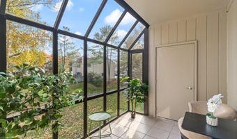 304- G HILLTOP Ln, Annapolis, MD 21403