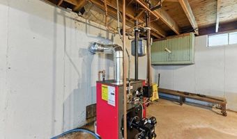 612 N Liberty St, Belchertown, MA 01007