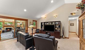 4815 120th St W, Apple Valley, MN 55124