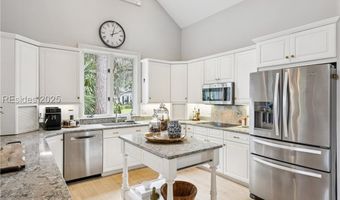 36 Hawthorne Rd, Bluffton, SC 29910