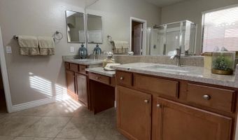 2181 E IRIS Dr, Chandler, AZ 85286