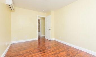 225 N Valencia St B, Alhambra, CA 91801