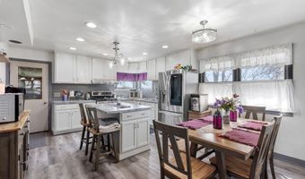9332 Skyline Dr, Allenton, WI 53002