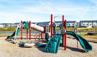 904 MIDBROOK Ln, Bowie, MD 20716