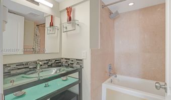 9800 W Bay Harbor Dr 309, Bay Harbor Islands, FL 33154