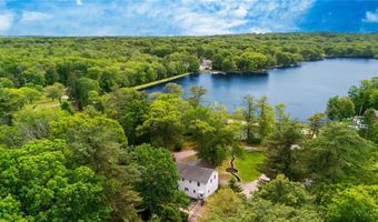 14 Reservoir Ave, Johnston, RI 02919