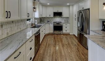 3 Redbird Dr, Agency, MO 64401