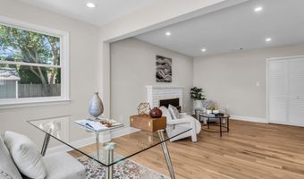 68 Sherman Ave, Bayville, NJ 08721